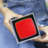 Rubik's Cube 8x8 Design À l'Intérieur de sa Boîte